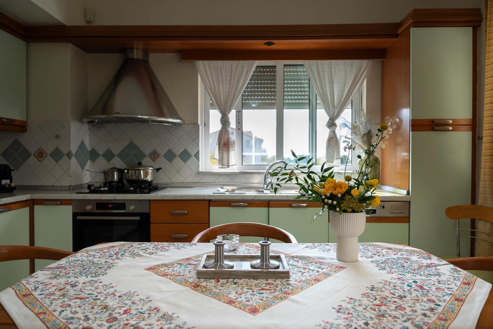 Pounedes Luxury Suites Pefki Habitación foto